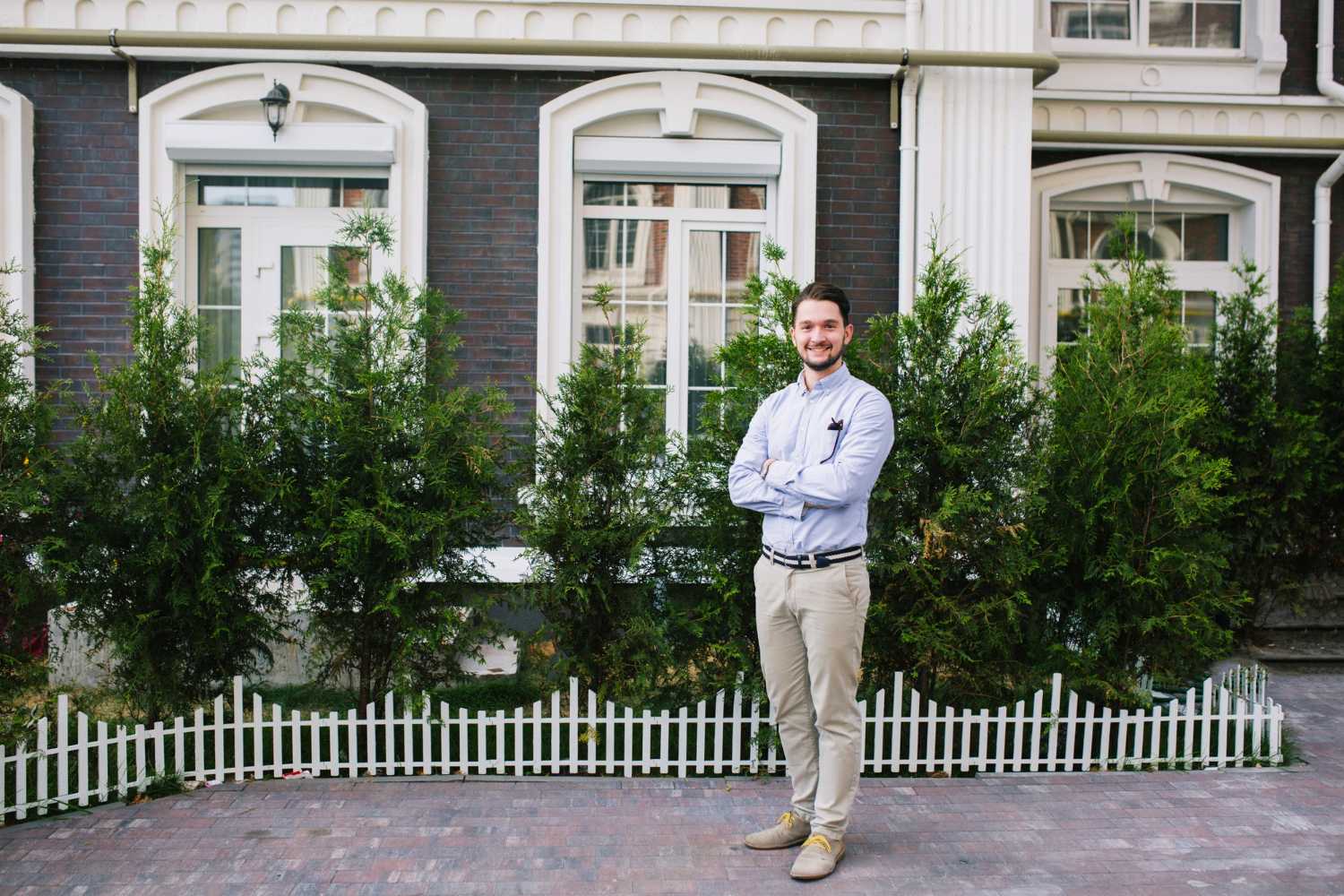 How Buyers Can Find High-End Homes at More Accessible Prices?